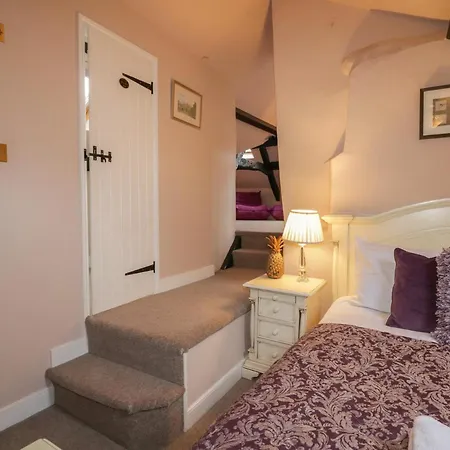 度假居 Old Book Shop *