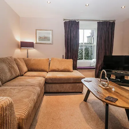 Old Book Shop غْرانج أوفار ساندس